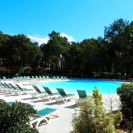 Golf, Ocean, Vue Piscine... Pour Ce Superbe T2 *